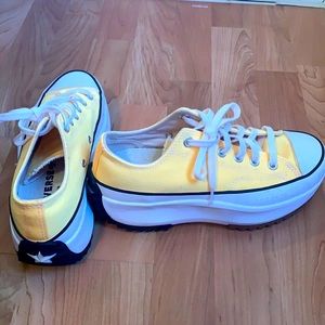 Yellow converse, only worn twice.